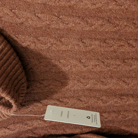 NWOT PINK ROSE - Picture 6 of 8